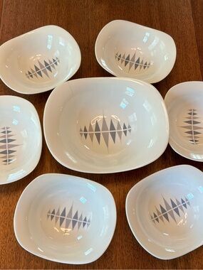 Vintage White‎ Ceramic Dinnerware Set with Gray Geometric Motif by Ben Seibel
